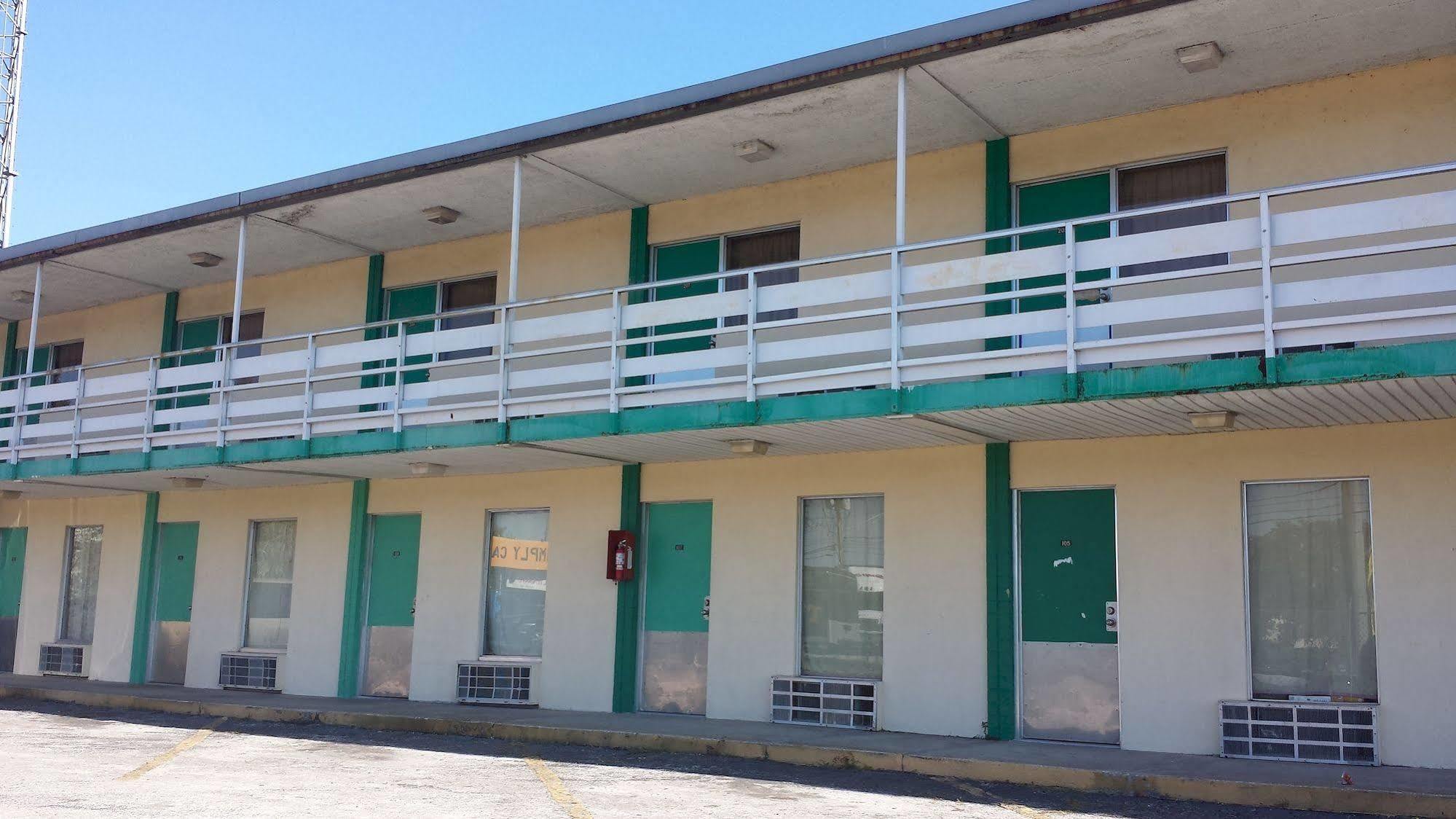 Gator Lodge Jacksonville Exterior foto